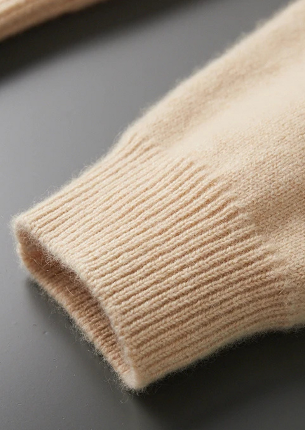 PREMIUM CASHMERE LEISURE HOODIE